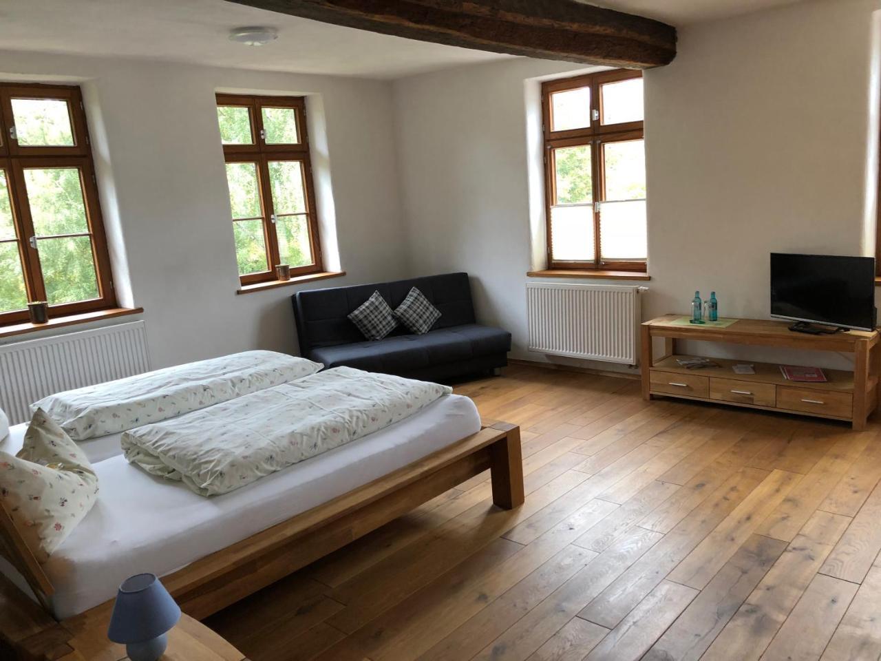 Landhaus Hui Waeller Beilstein  Eksteriør bilde